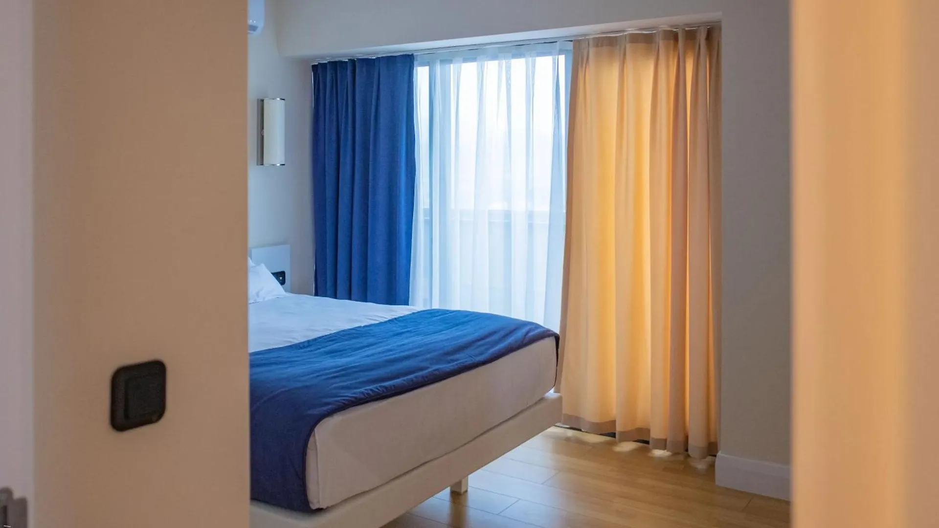 Orbi City King Suite Sea View Batum