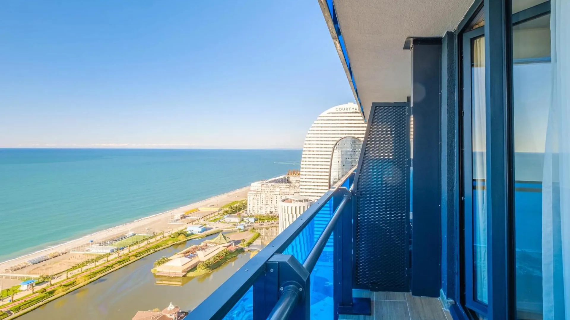 Orbi City King Suite Sea View Batum