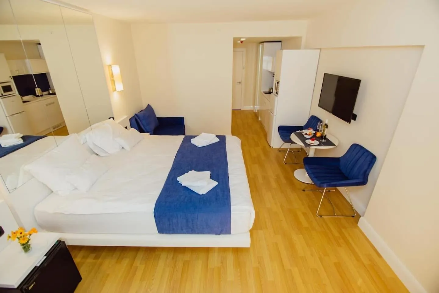 Orbi City King Suite Sea View Batum