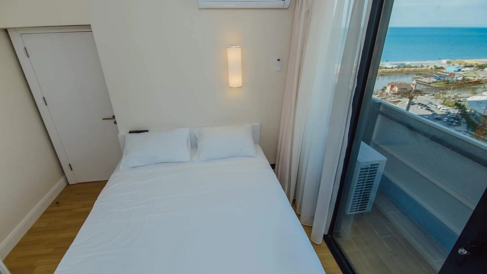 Orbi City King Suite Sea View Batum