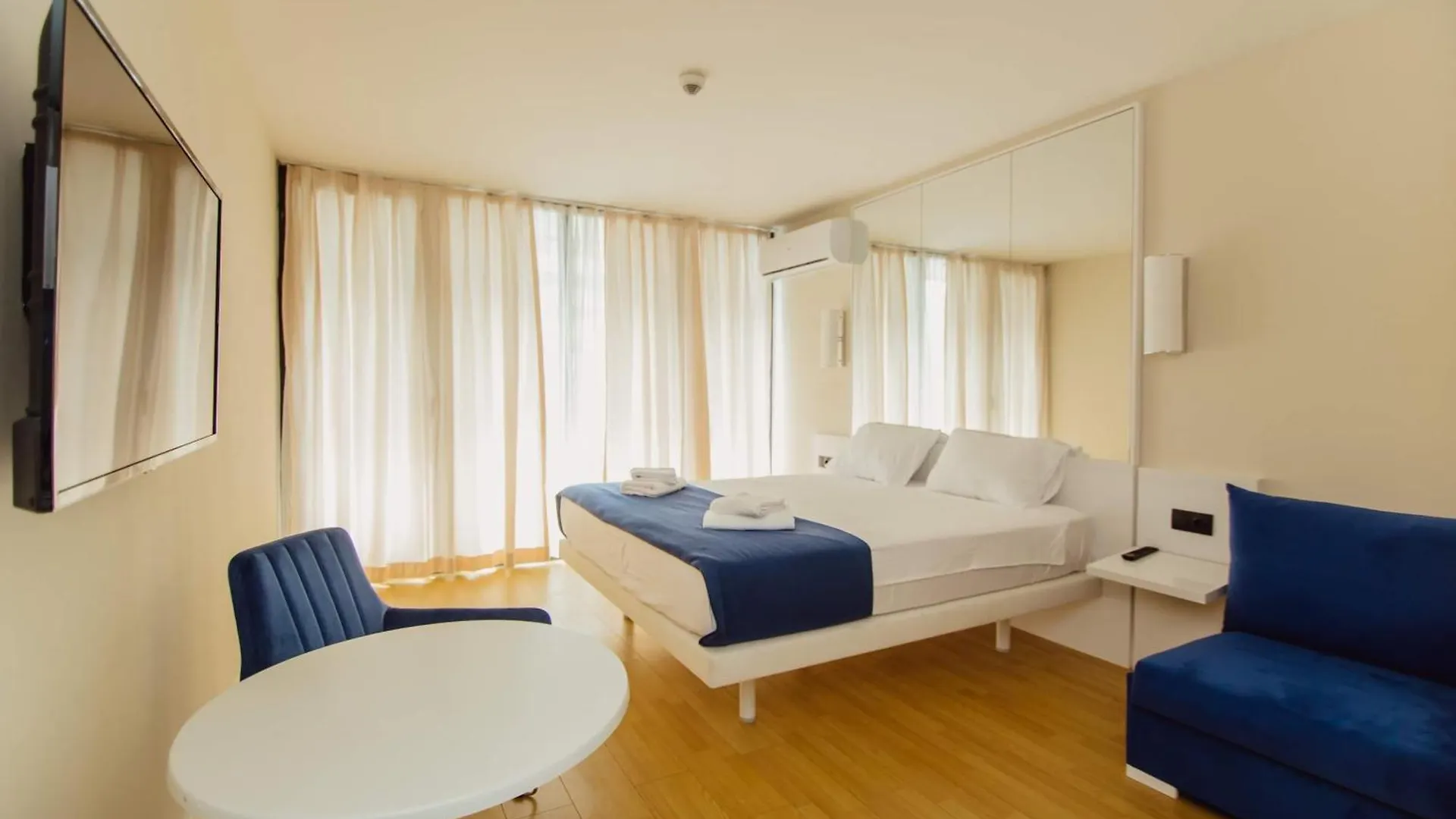 Orbi City King Suite Sea View Batum 5*,  Gürcistan